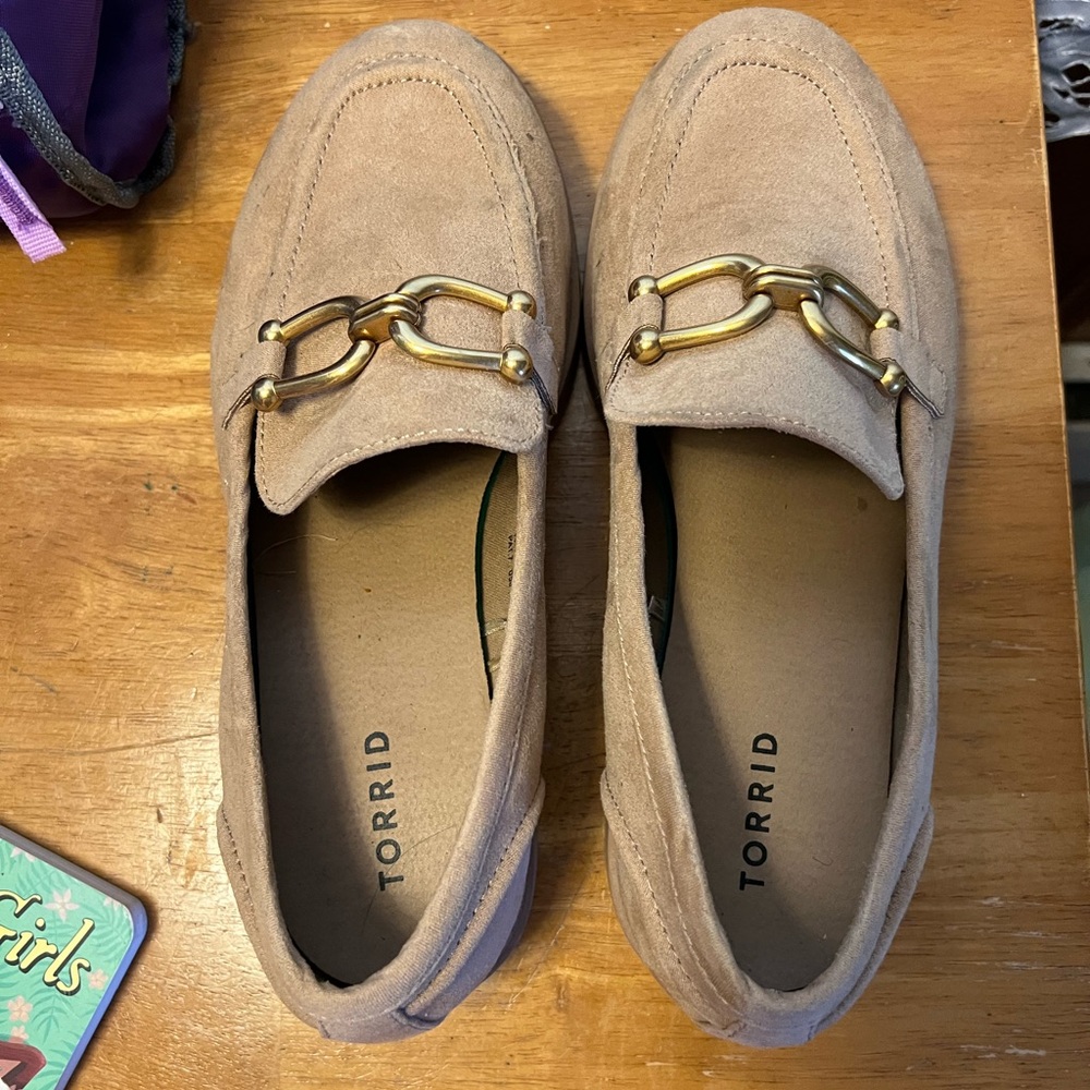 Torrid Taupe Loafers SZ 10ww